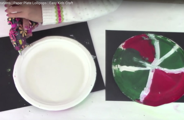 paper-plate-lollipops-kids-christmas-craft