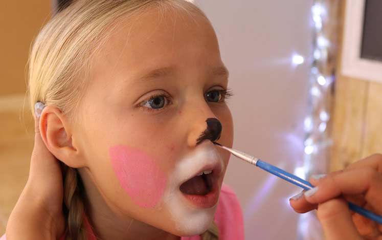 how-face-paint-bunny-nose