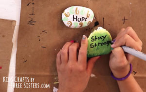 sharpie-marker-diy-rock-painting-kids